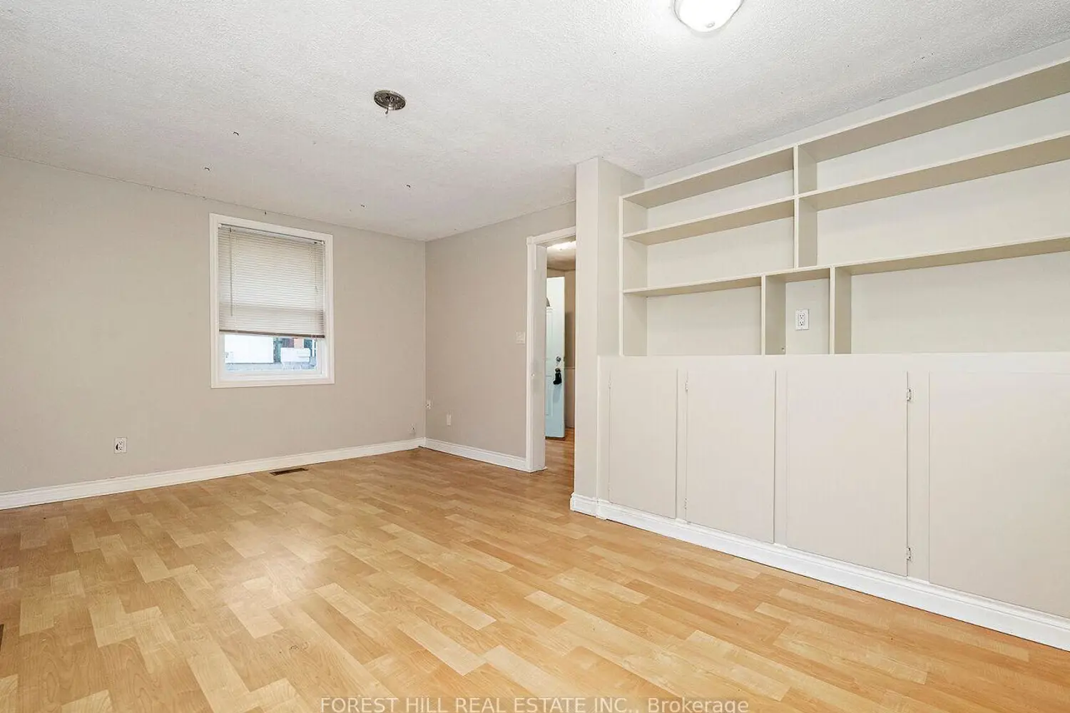 144 King Street photo 3