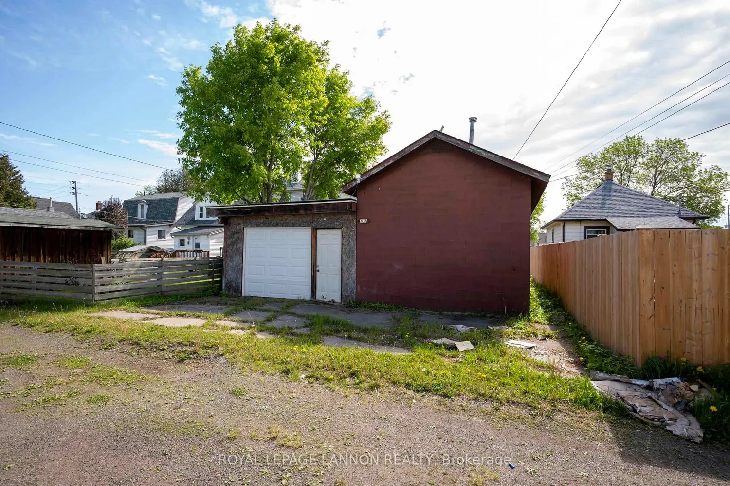 335 Vickers Street photo 4