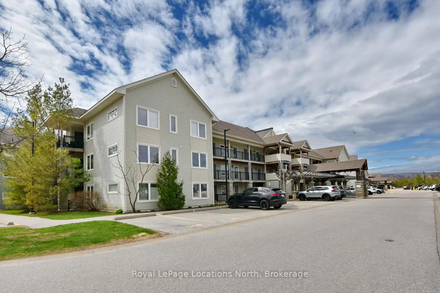 6 Brandy Lane Drive 208 photo 2