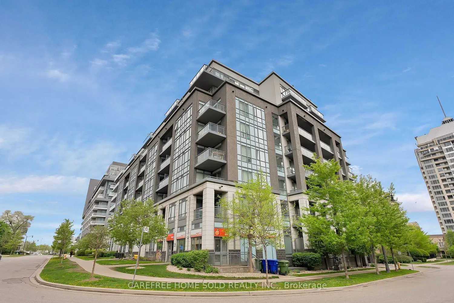 17 Kenaston Gardens 412 photo 2