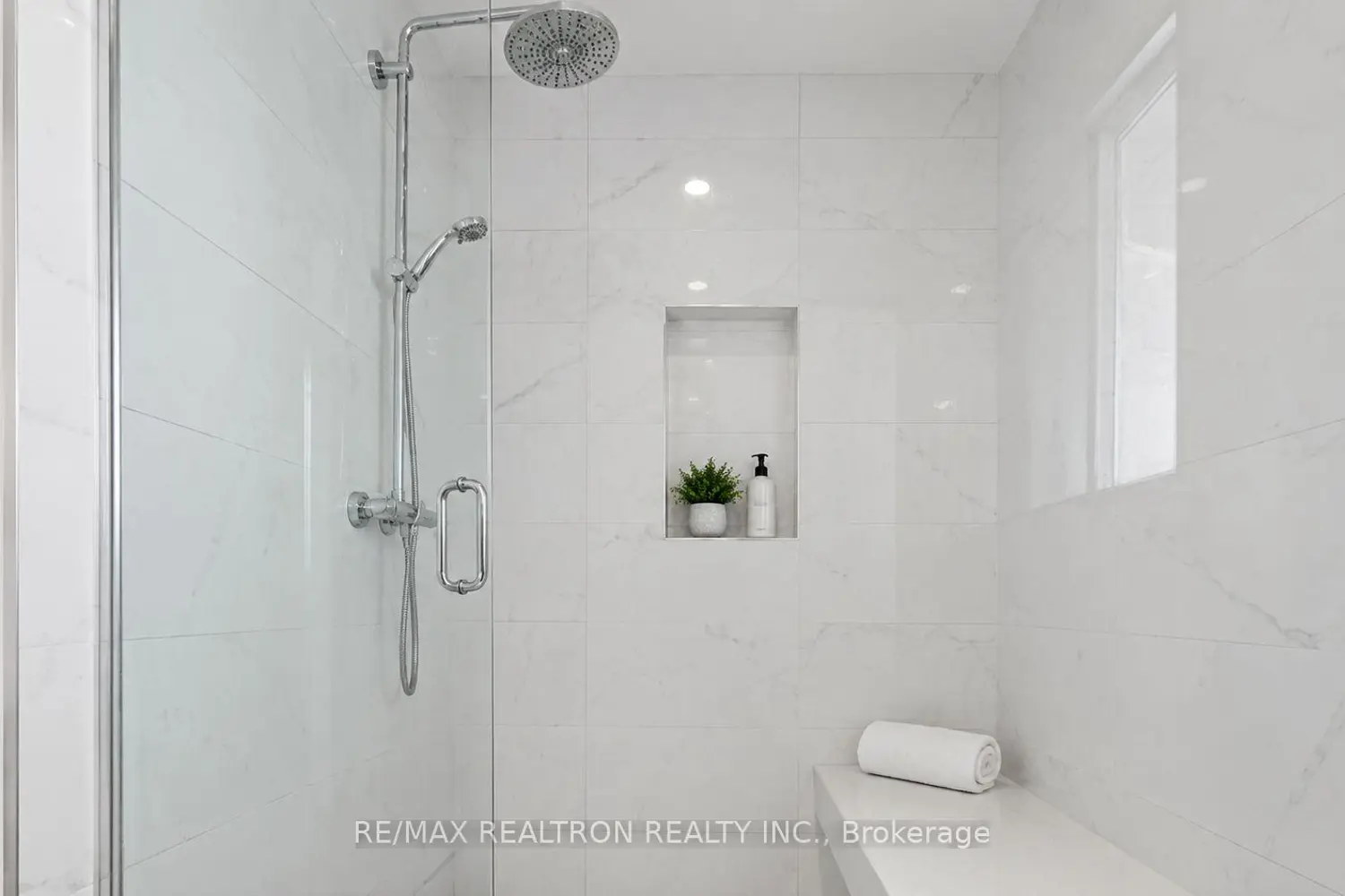 107 Kirker Avenue photo 4