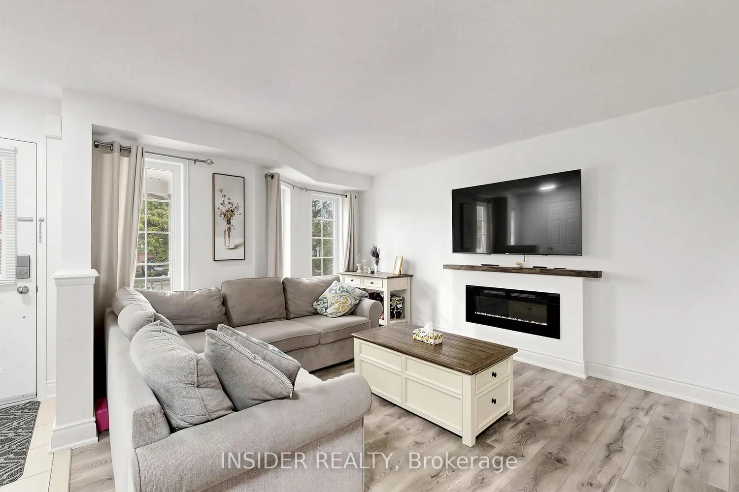 7 Croxall Boulevard photo 2