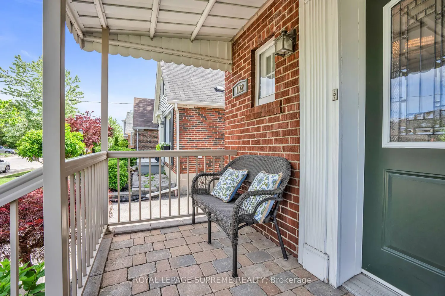 102 Binswood Avenue photo 3