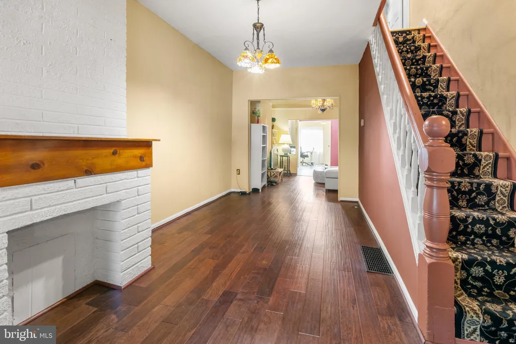 3 N Milton Avenue, Baltimore, MD 21224 photo 3