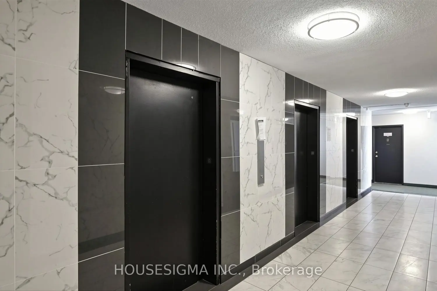 340 Dixon Road 1811 photo 3