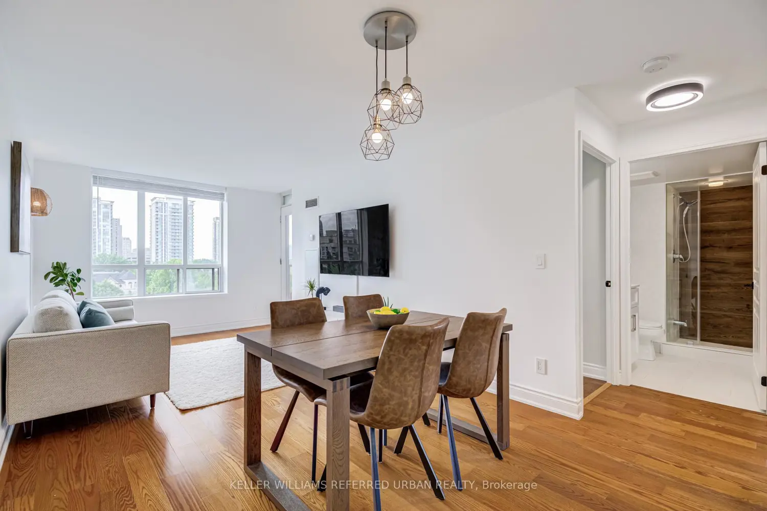 55 Harrison Garden Boulevard 510 photo 4
