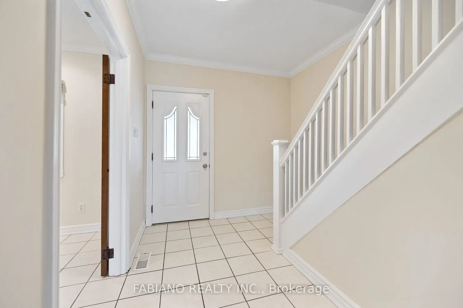 7872 - 7876 Kipling Avenue photo 2