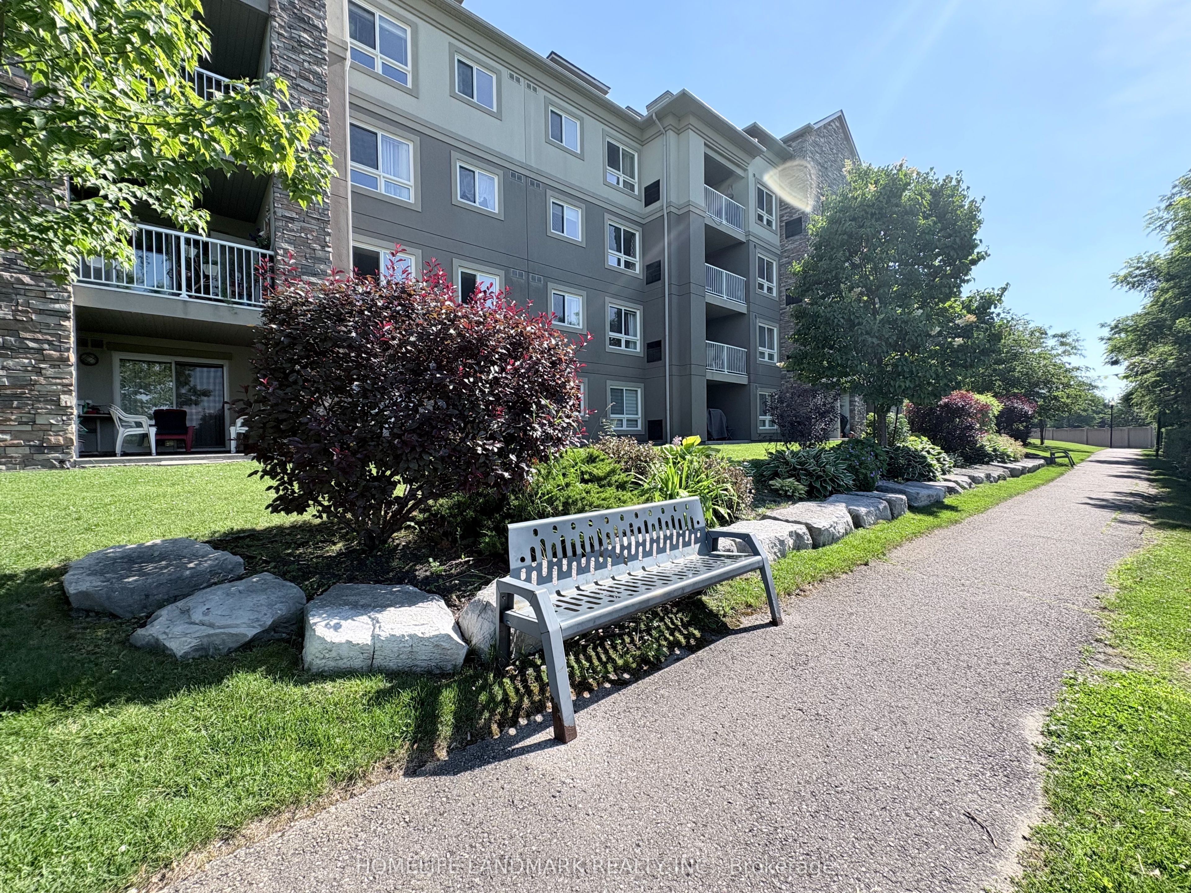 2310-6 Dayspring Circle, Brampton, ON, L6P 2Z6