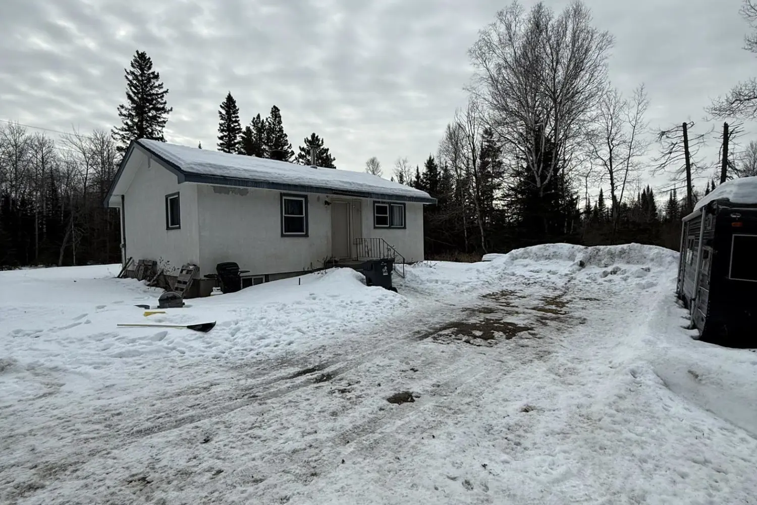 6407 Mapleward Road photo 4