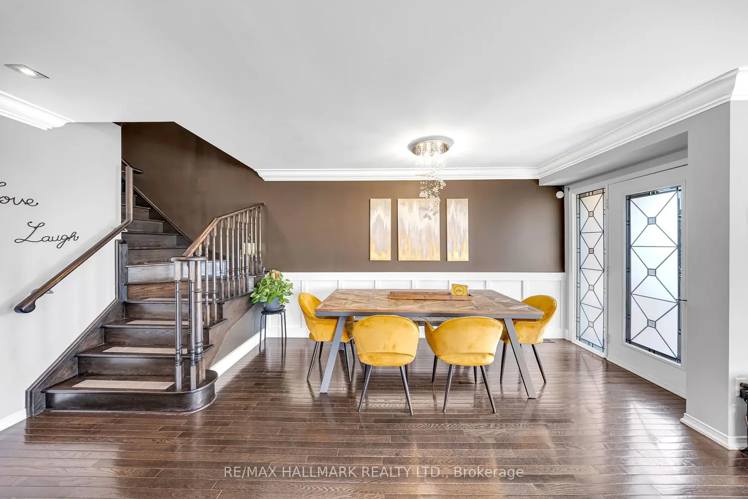21 Summerside Avenue photo 3