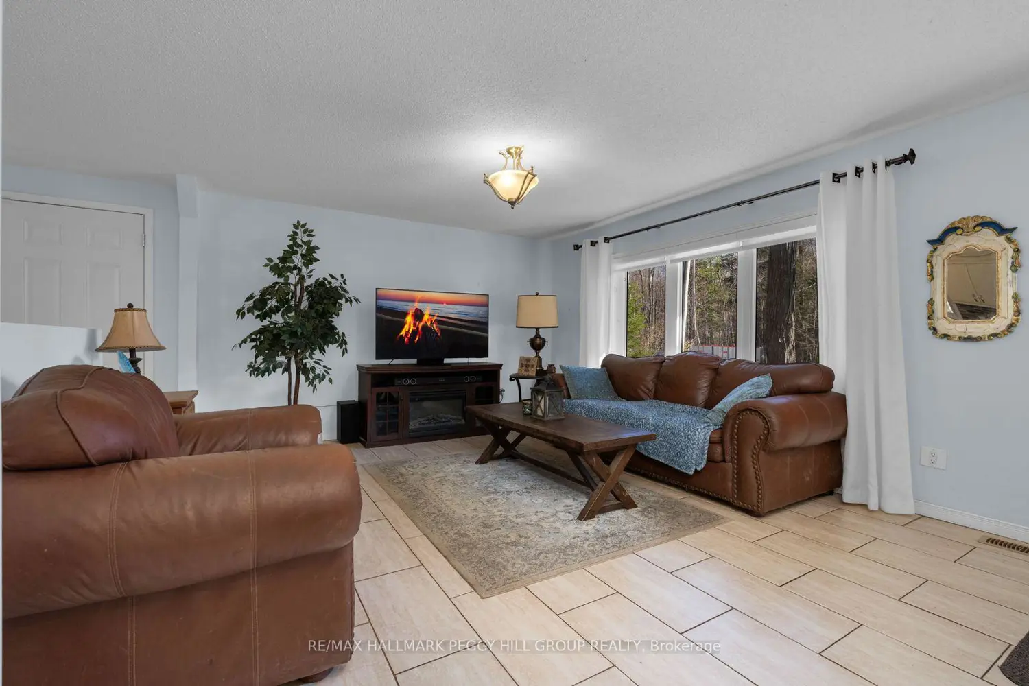 144 Trout Lane photo 4
