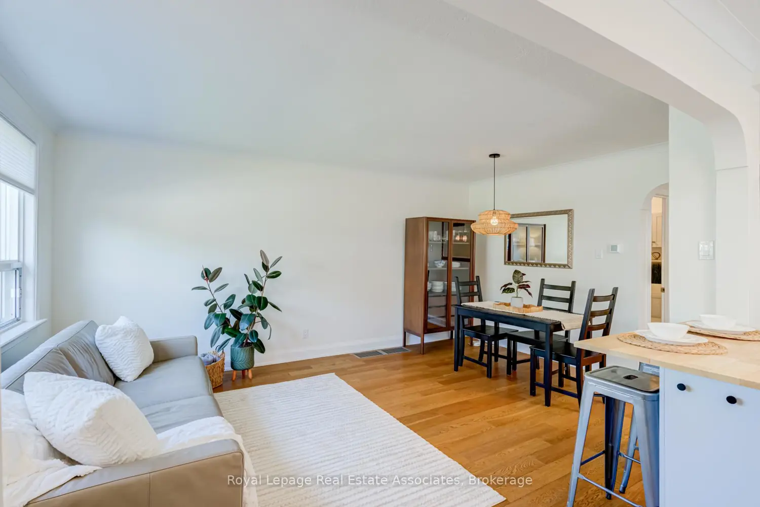 43 Heale Avenue photo 4