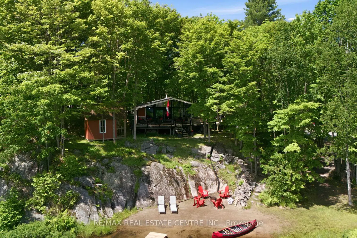 87 Pinewood Road photo 2