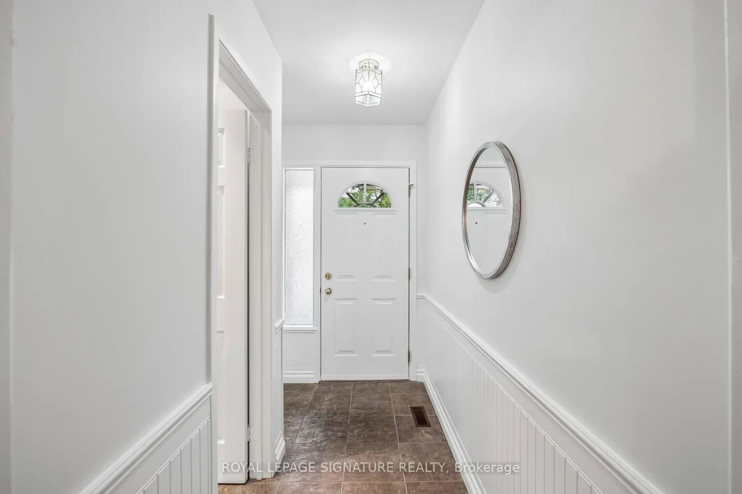 5 Michael Boulevard 13 photo 2