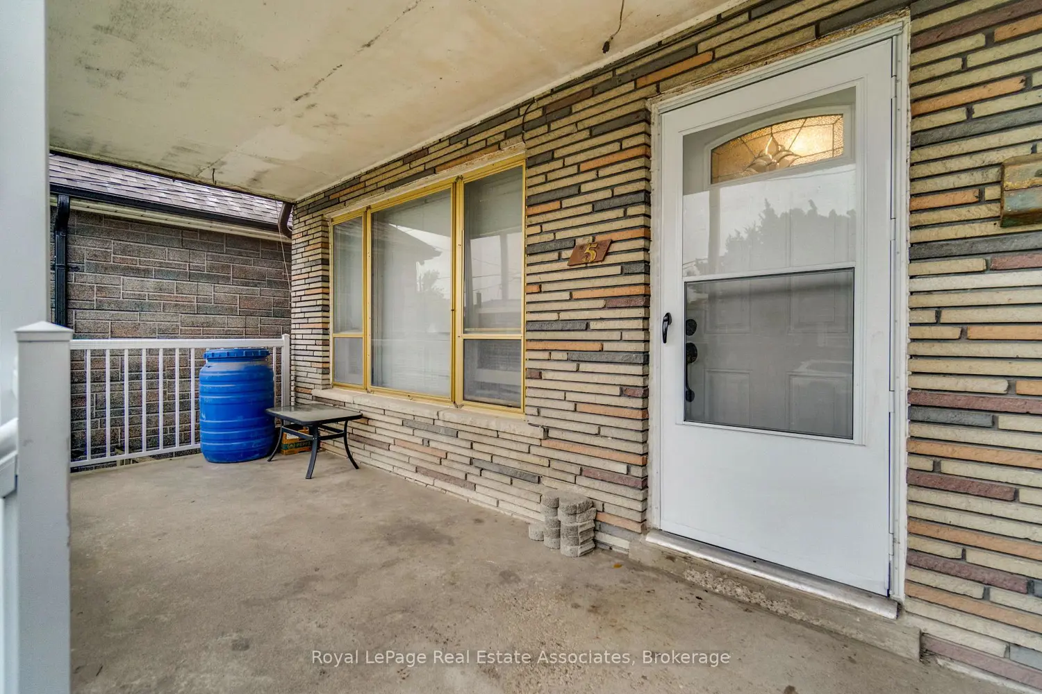 5 Homeview Avenue photo 5
