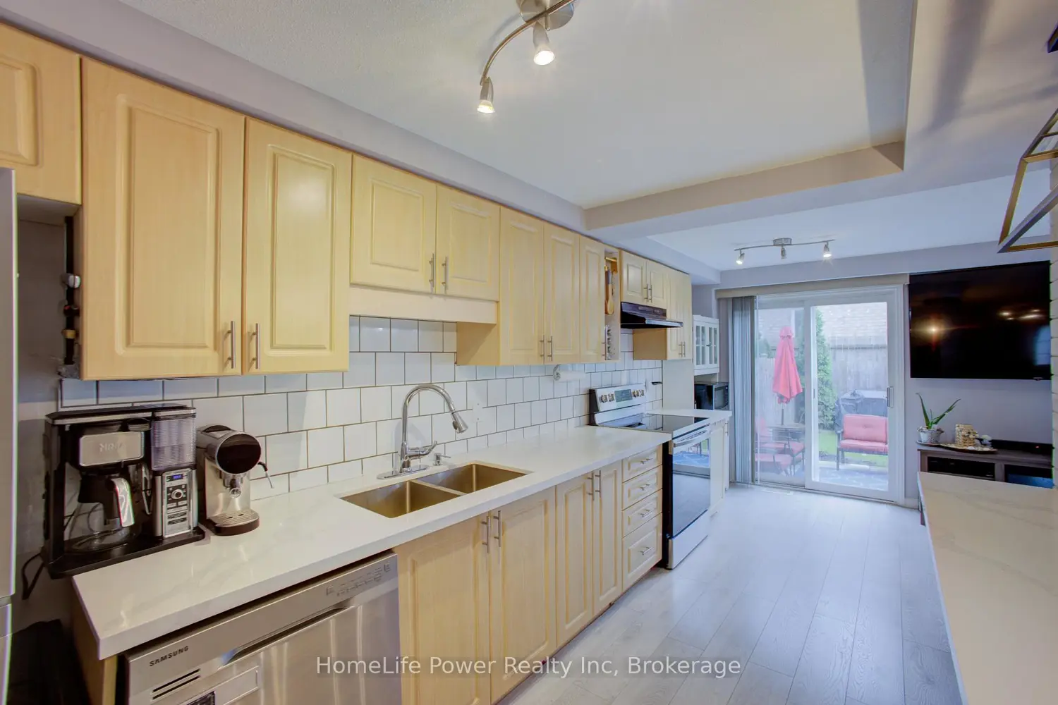 53 Prosperity Drive photo 3