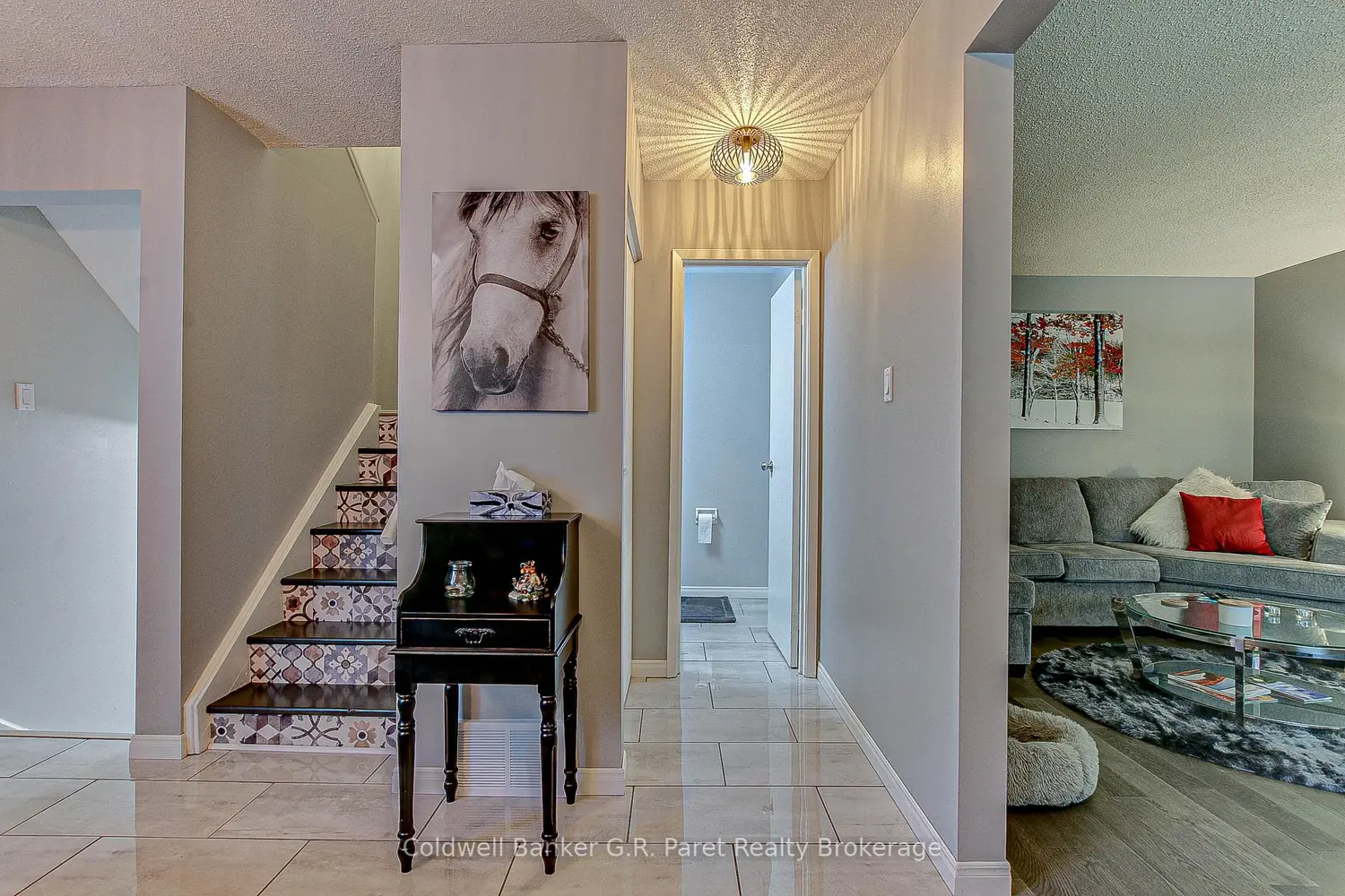 1 Lamers Court 15 photo 5
