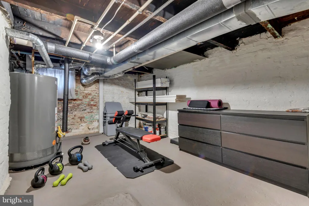 923 S Decker Avenue, Baltimore, MD 21224