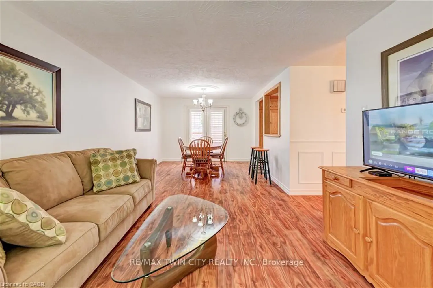 3 Parkland Crescent photo 3
