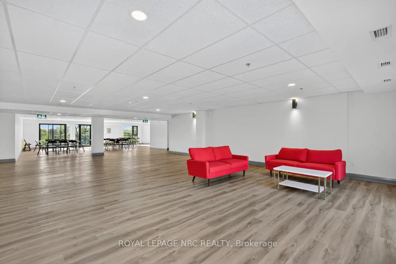 50 Herrick Avenue Up20 photo 5