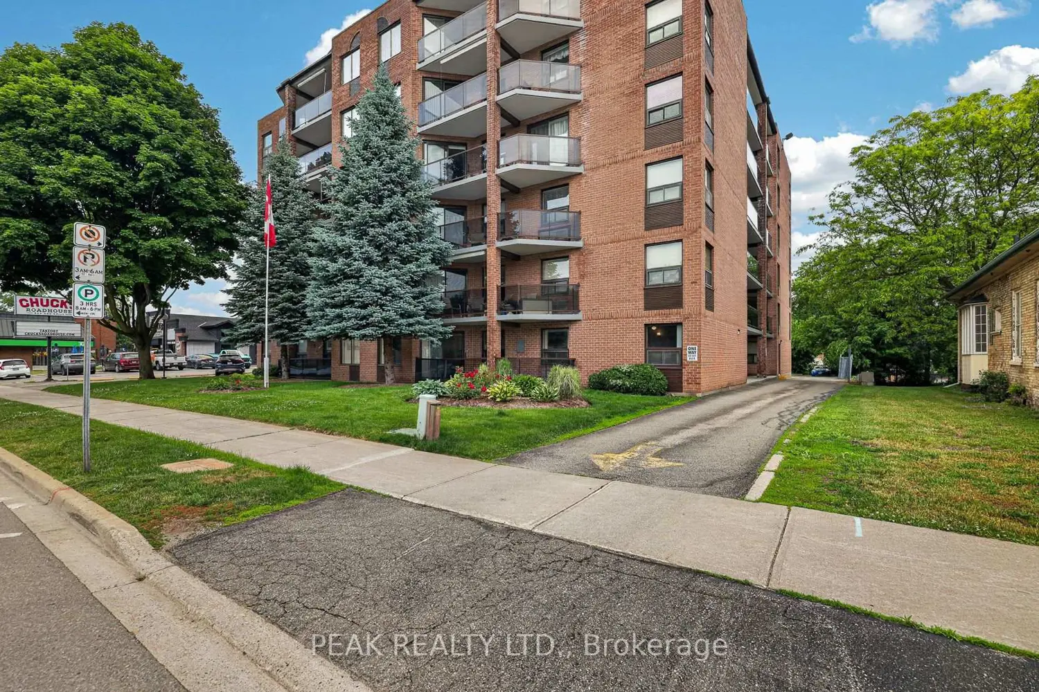 217 Thames Street 104