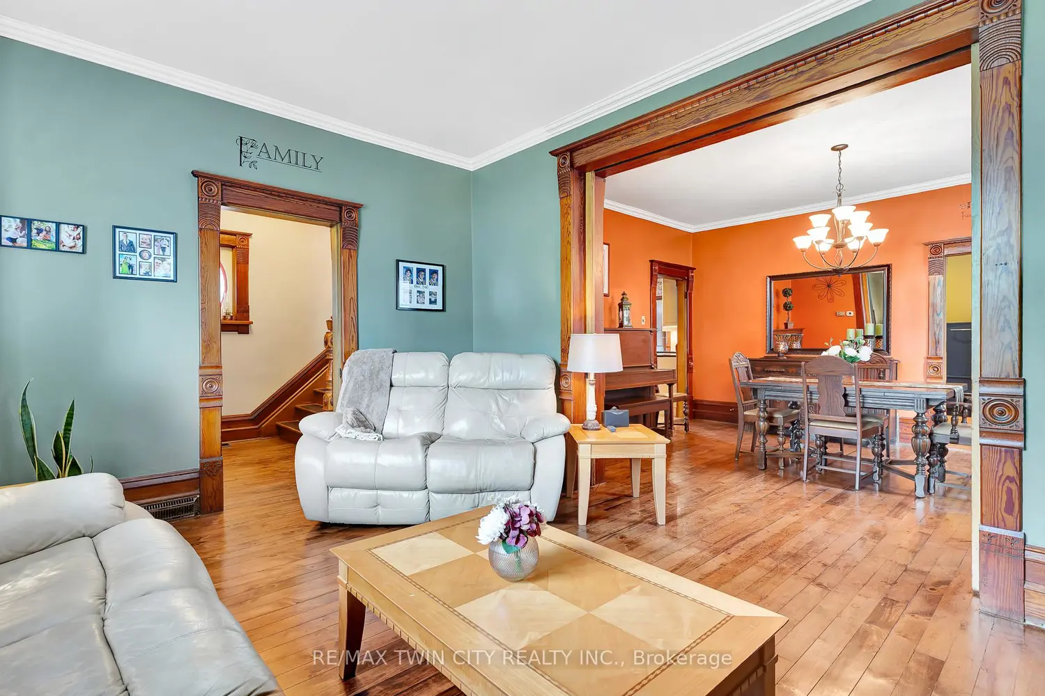199 Ellen Street photo 5