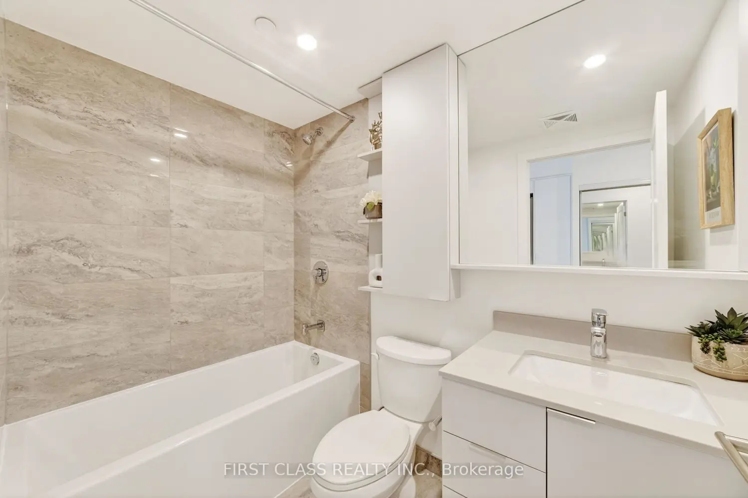 9 Clegg Road 1009 photo 2