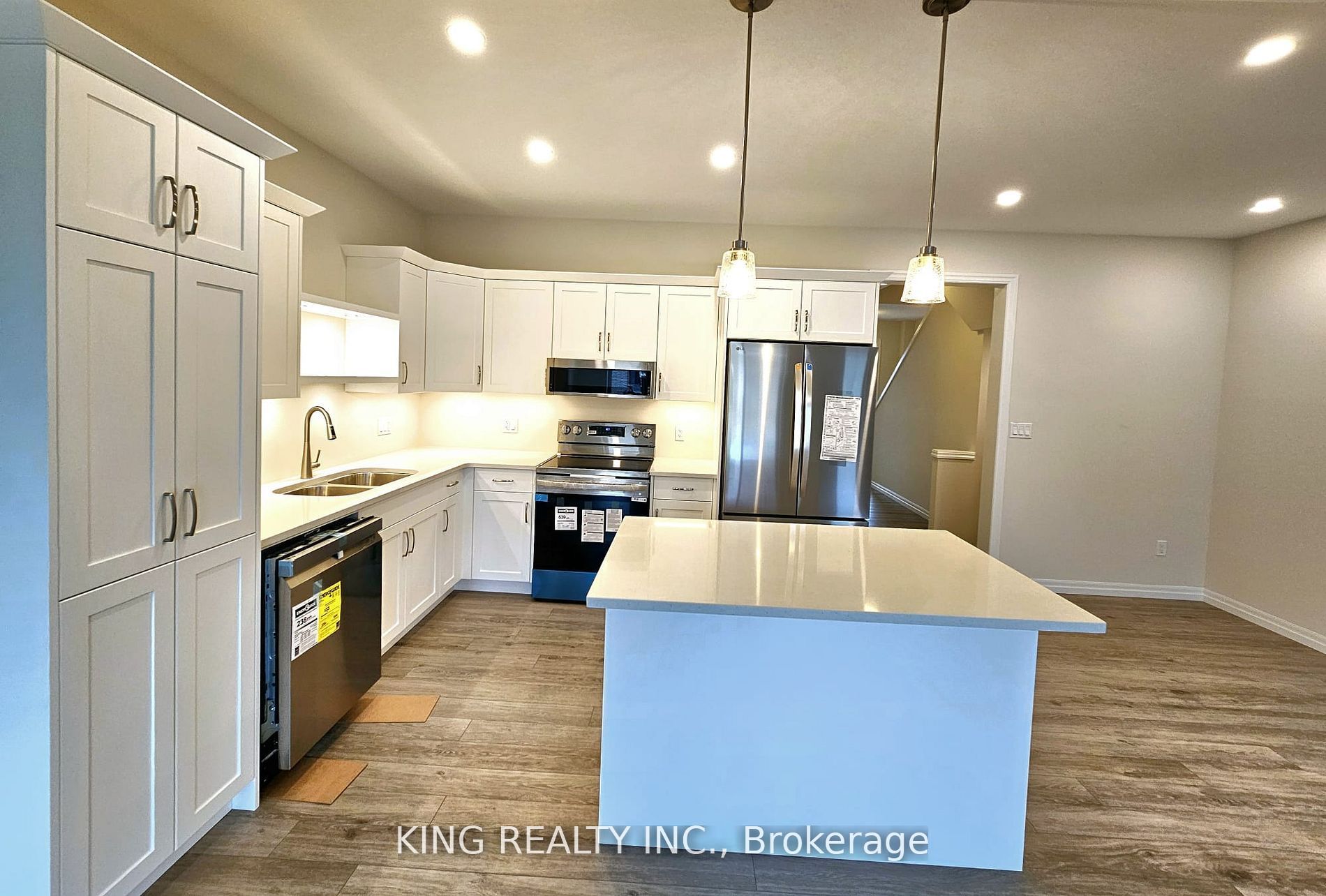 214 Renaissance Drive, St. Thomas, ON, N5P 3S6 photo 2