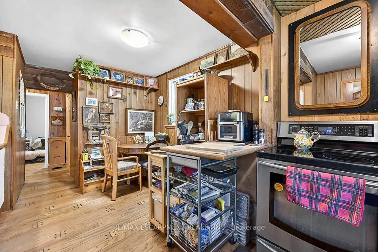 104 Teal Avenue photo 5