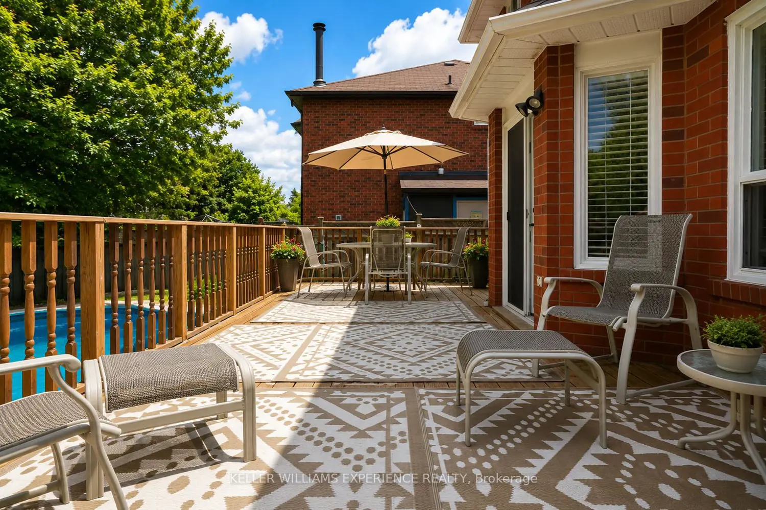 132 James Street photo 2