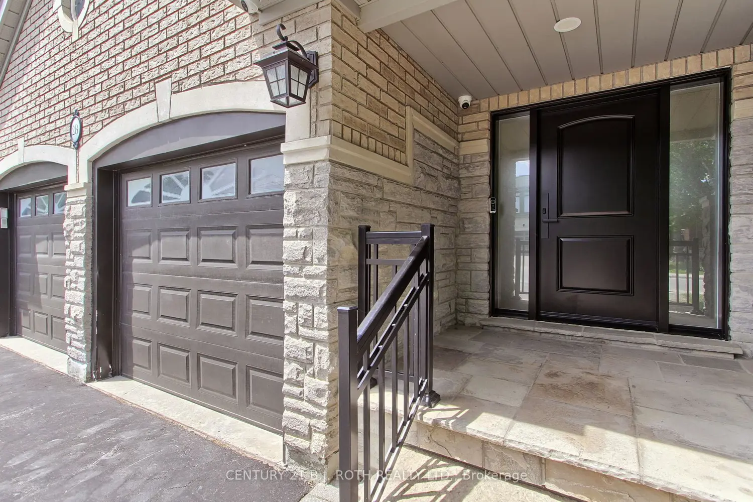 28 Poplar Drive photo 2