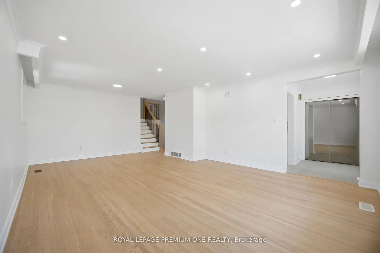 3195 Golden Orchard Drive photo 5