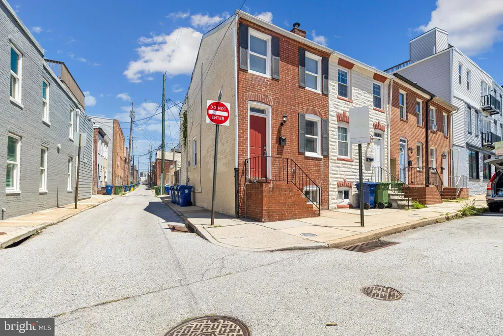 40 E Barney Street, Baltimore, MD 21230 photo 2