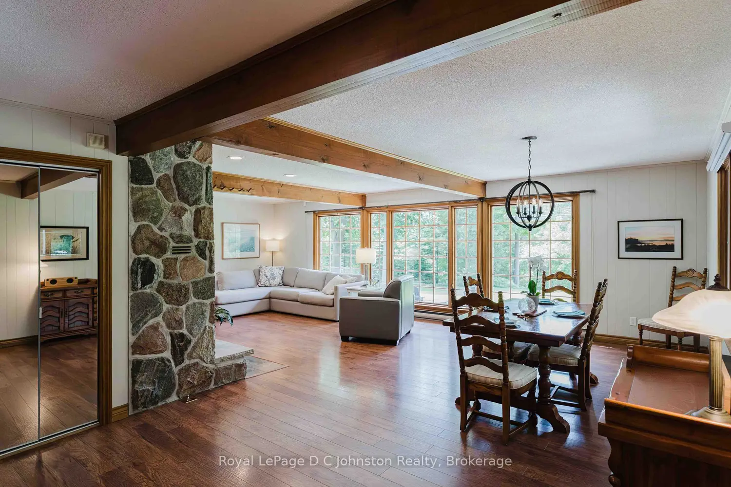 471 Eckford Avenue photo 4