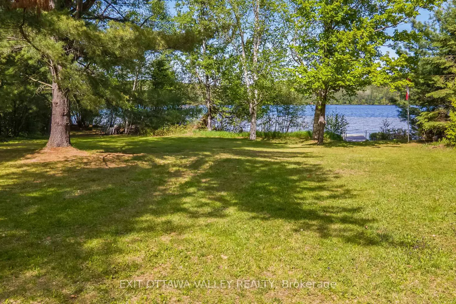 112 Arbor Vitae Road photo 3