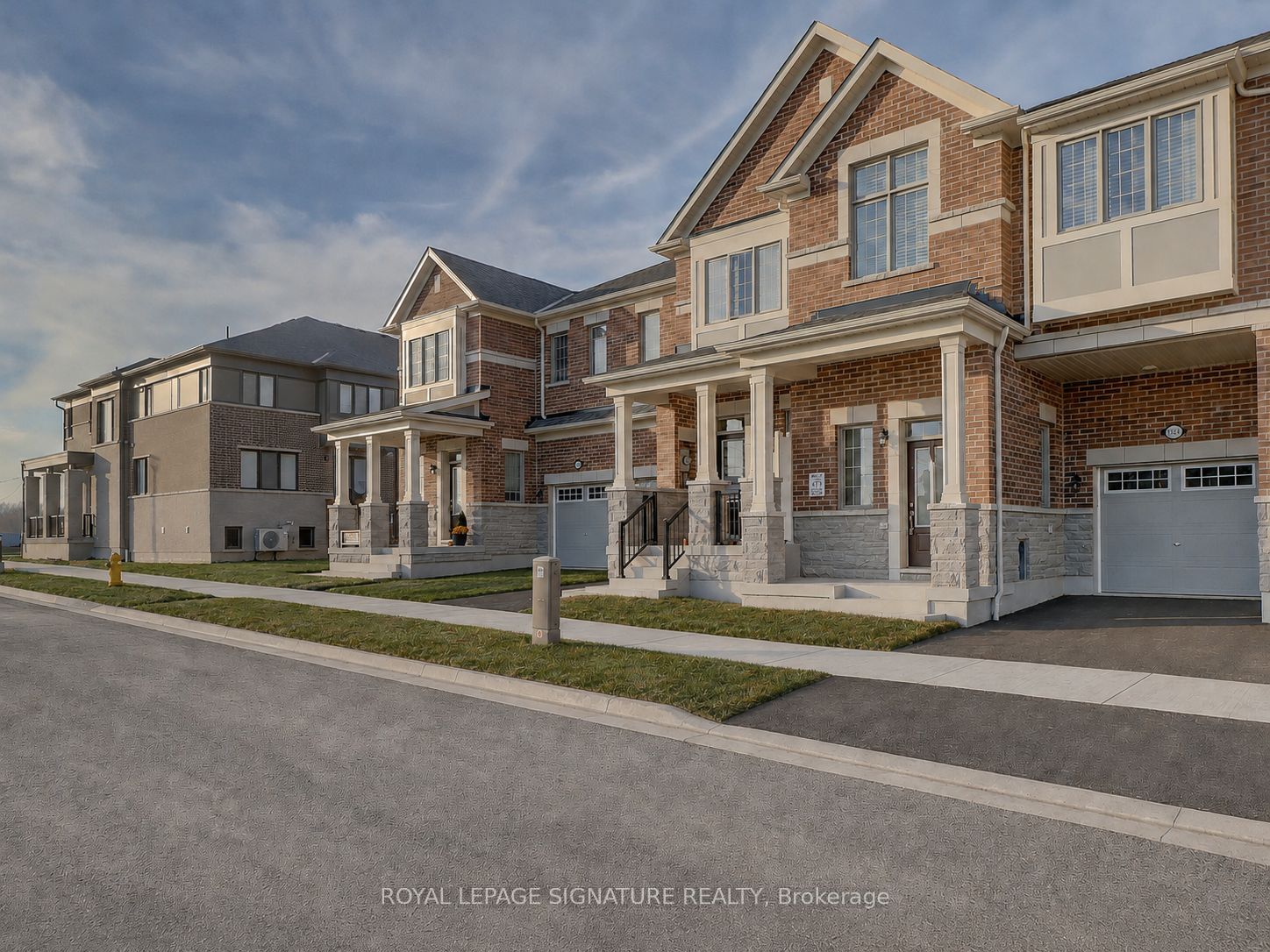 3229 Chimney Swift Crescent, Pickering, ON, L1X 0N3