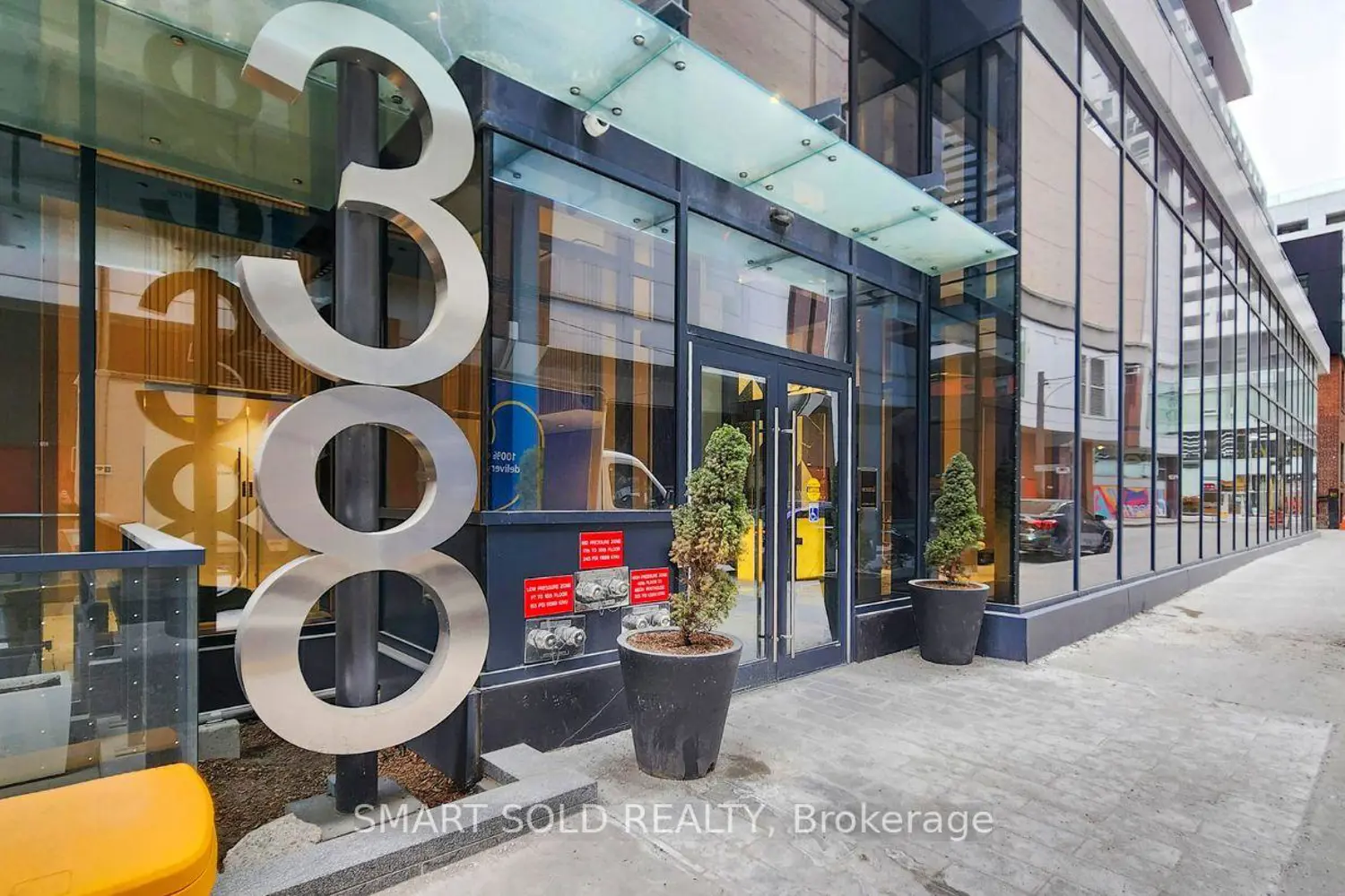 38 Widmer Street 2507 photo 2