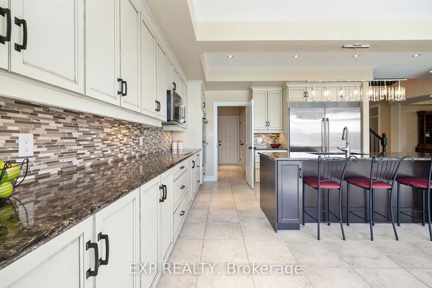 580 Pinawa Circle photo 4