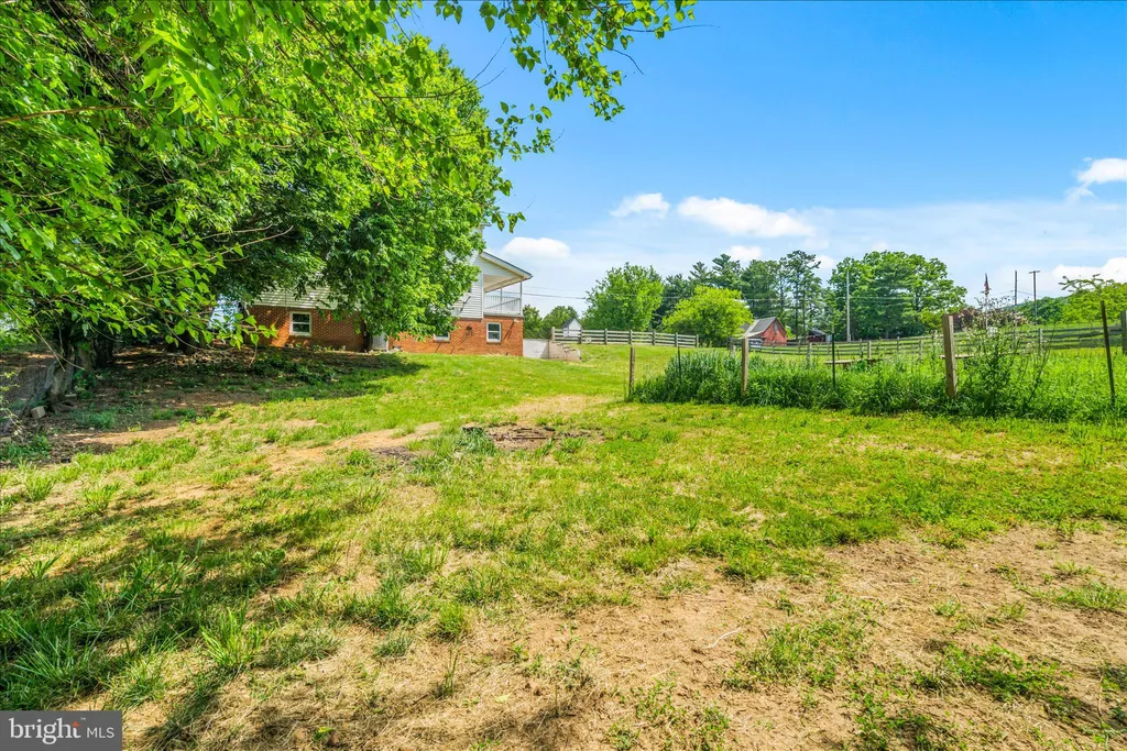 20219 Locust Grove Road, Rohrersville, MD 21779