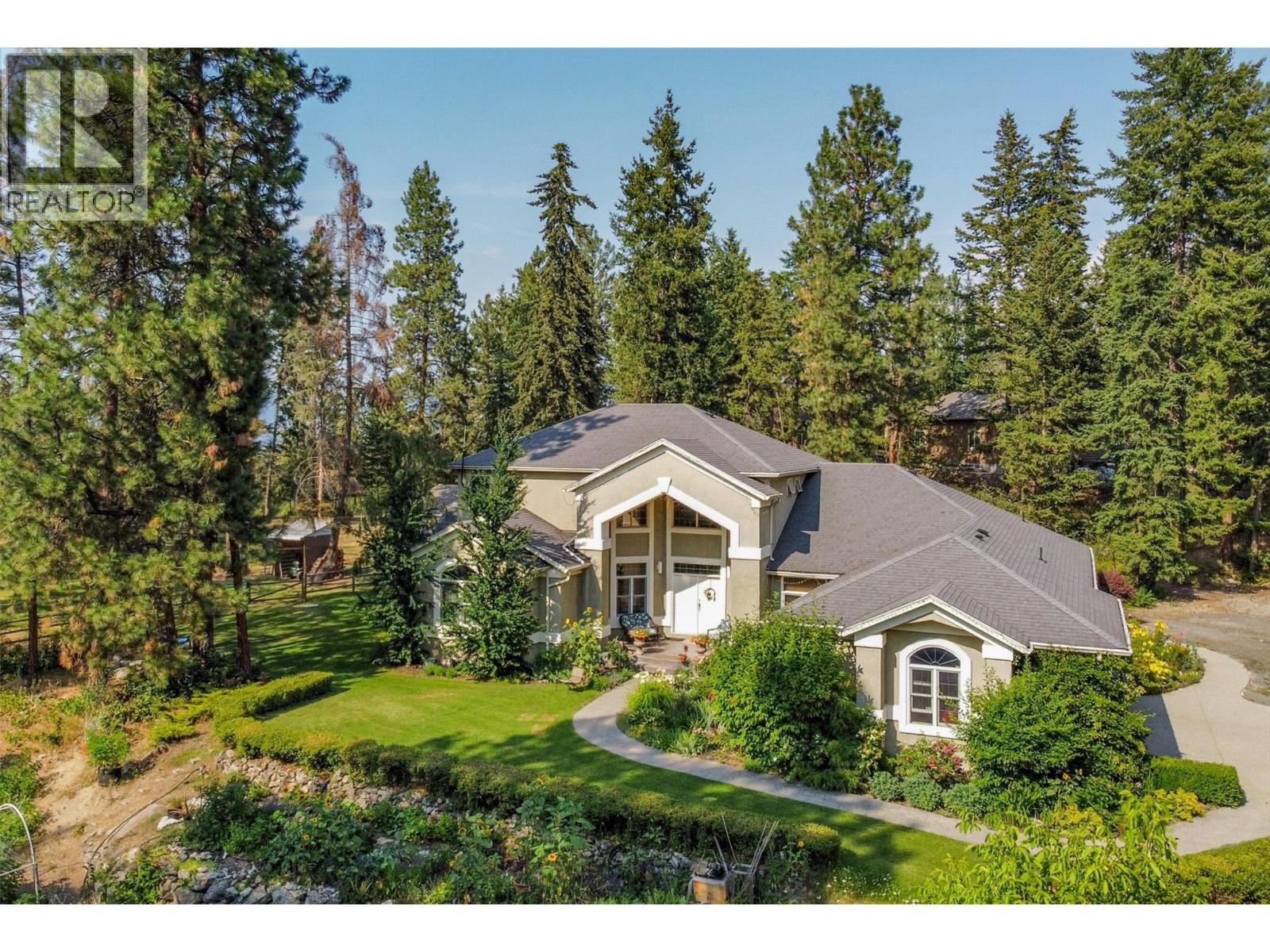 3605 Luxmoore Road, Kelowna, BC, V1W4C7