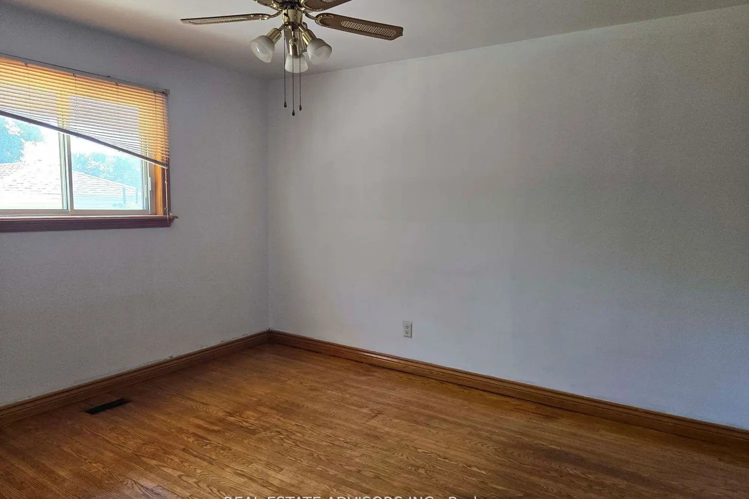 89 Euclid Avenue photo 5