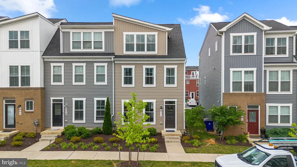 411 Gillespie Drive, Frederick, MD 21702 photo 2