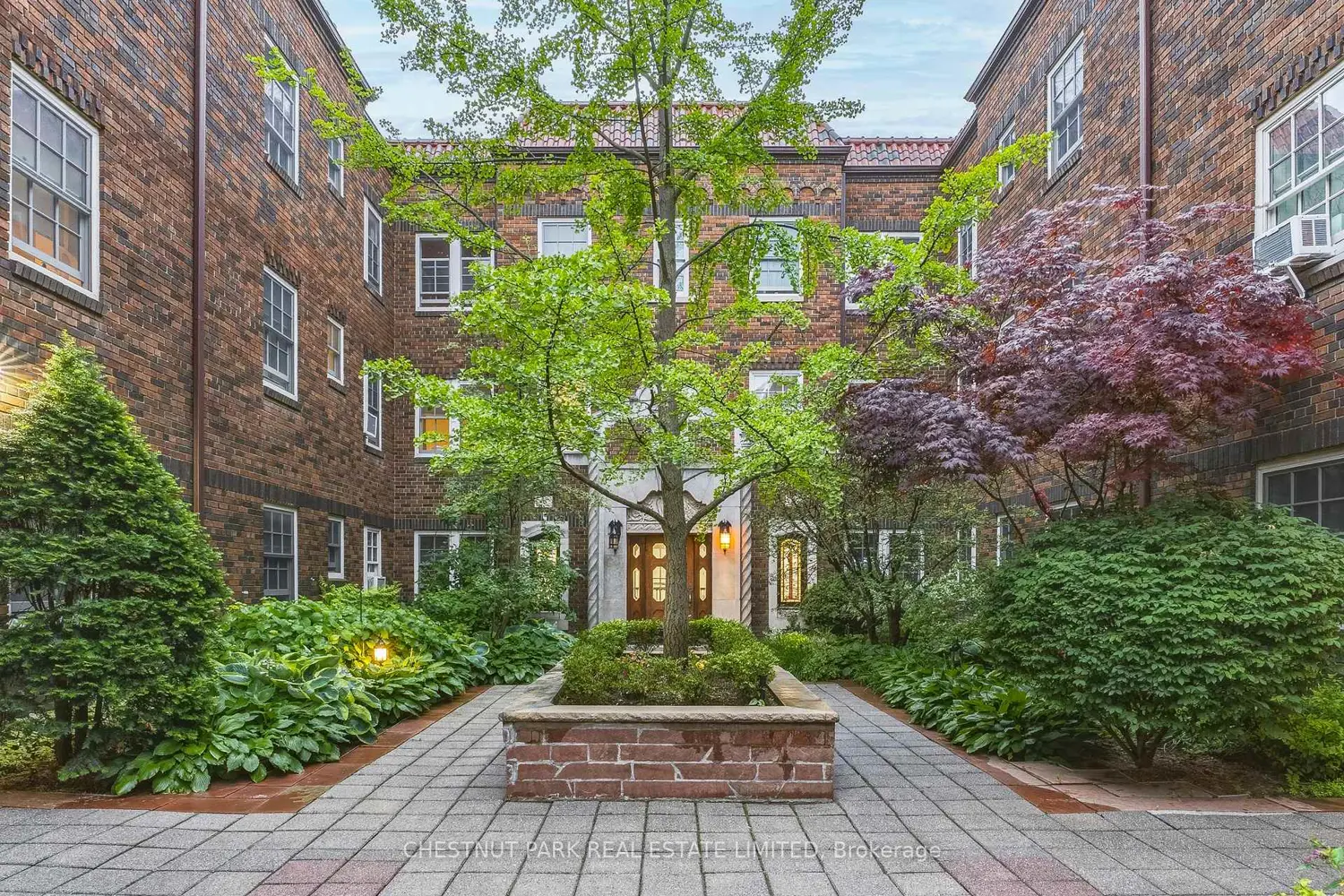 480 Oriole Parkway 303