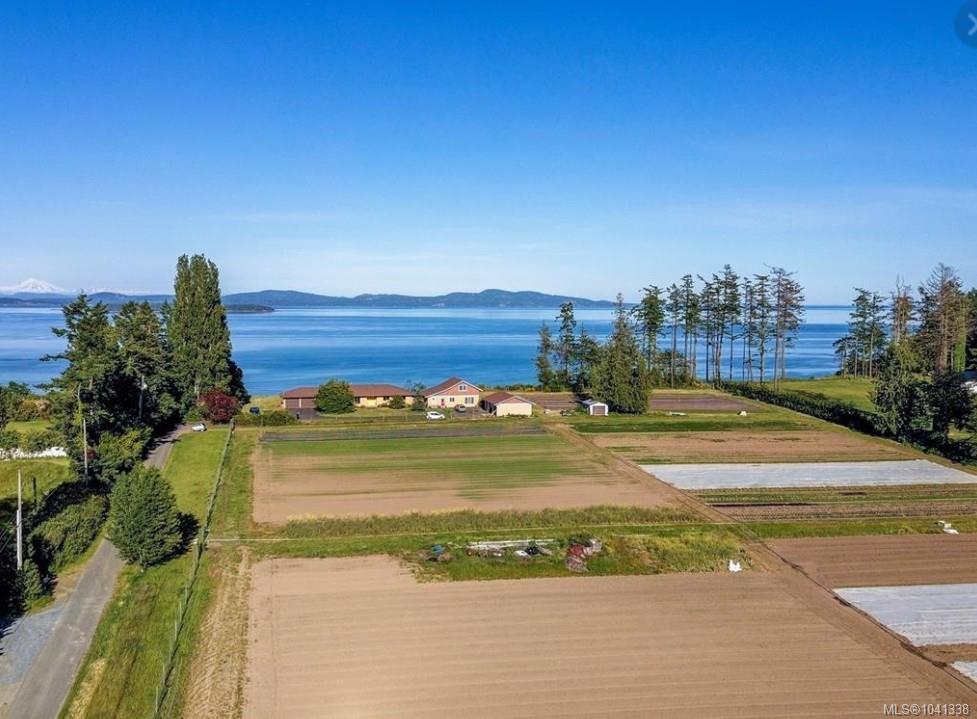 3191 Martindale Road, Central Saanich, BC, V8L 1V2