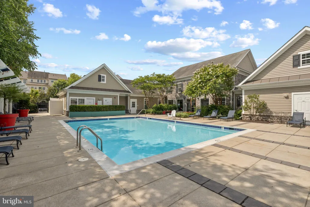 6884 Tasker Falls Unit 107, Elkridge, MD 21075
