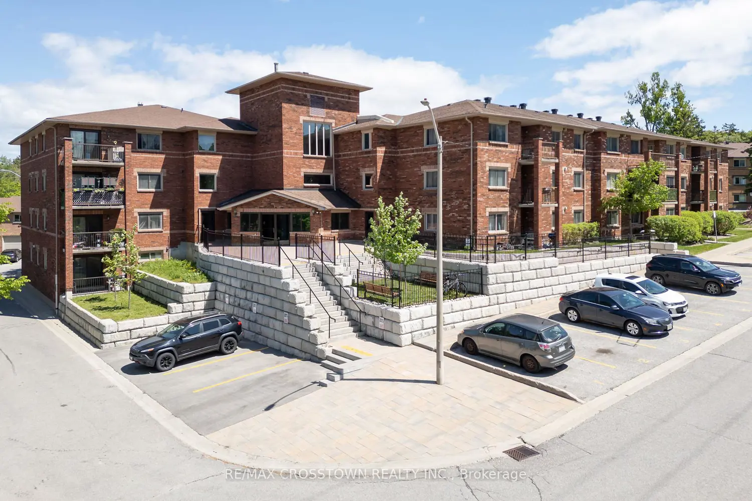 1 Quail Crescent 303