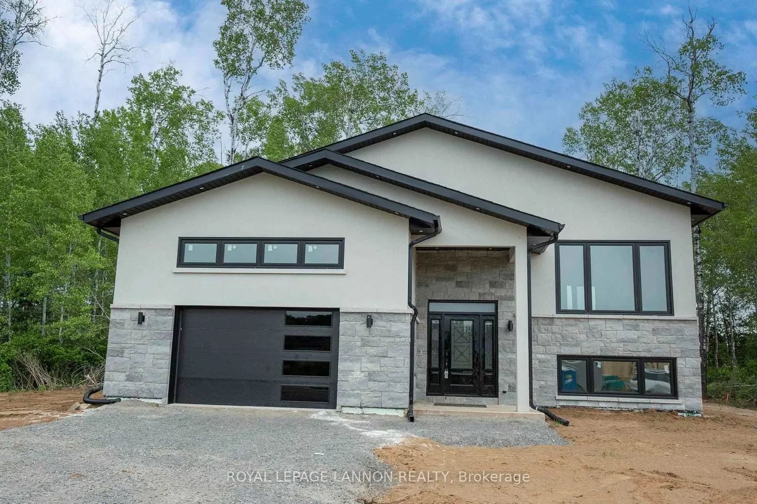 3435 King George's Park Dr. photo 2