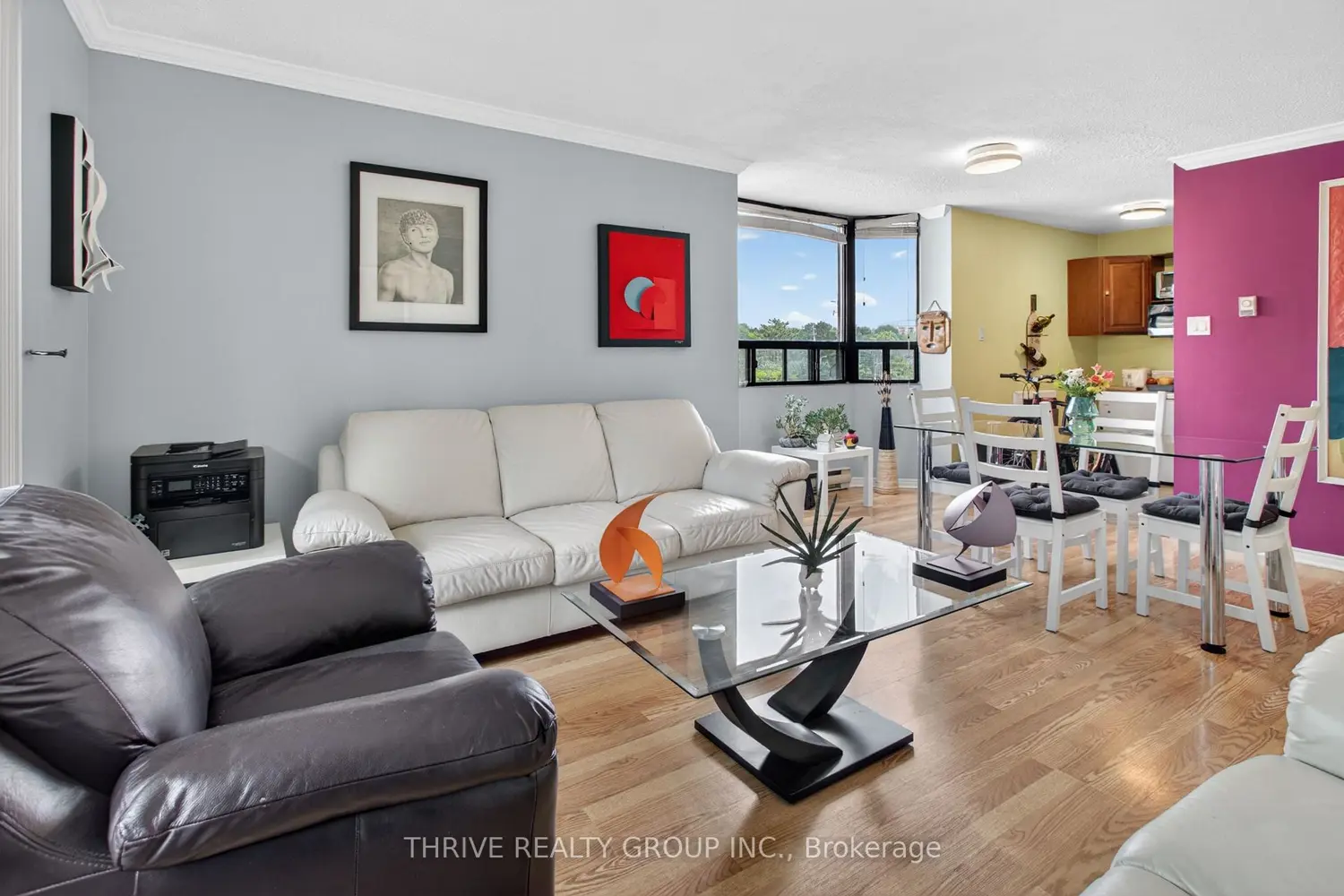 75 Huxley Street 401