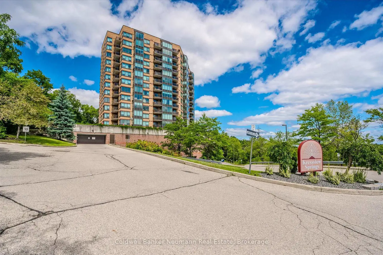 237 King Street 1106 photo 3