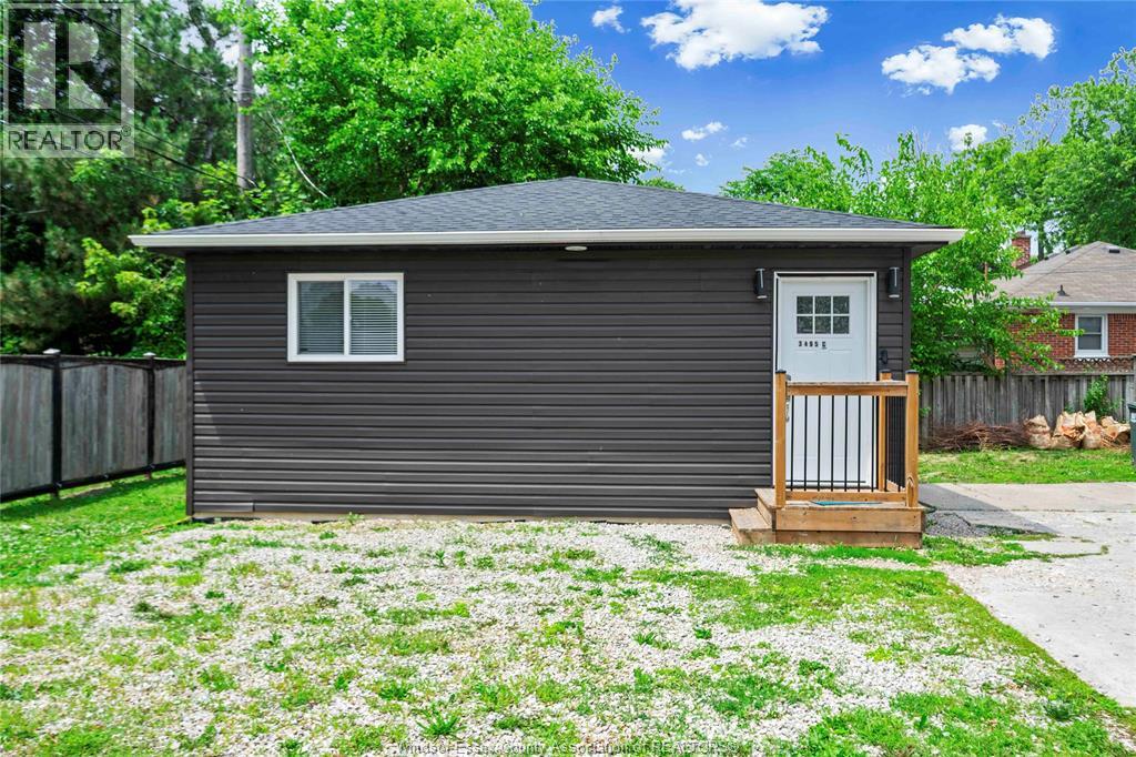 3495 Longfellow Avenue, Windsor, ON, N9E2L8 photo 4